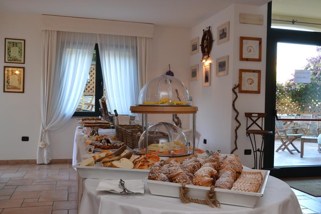 Hotel Villa Del Parco La Maddalena  Luaran gambar