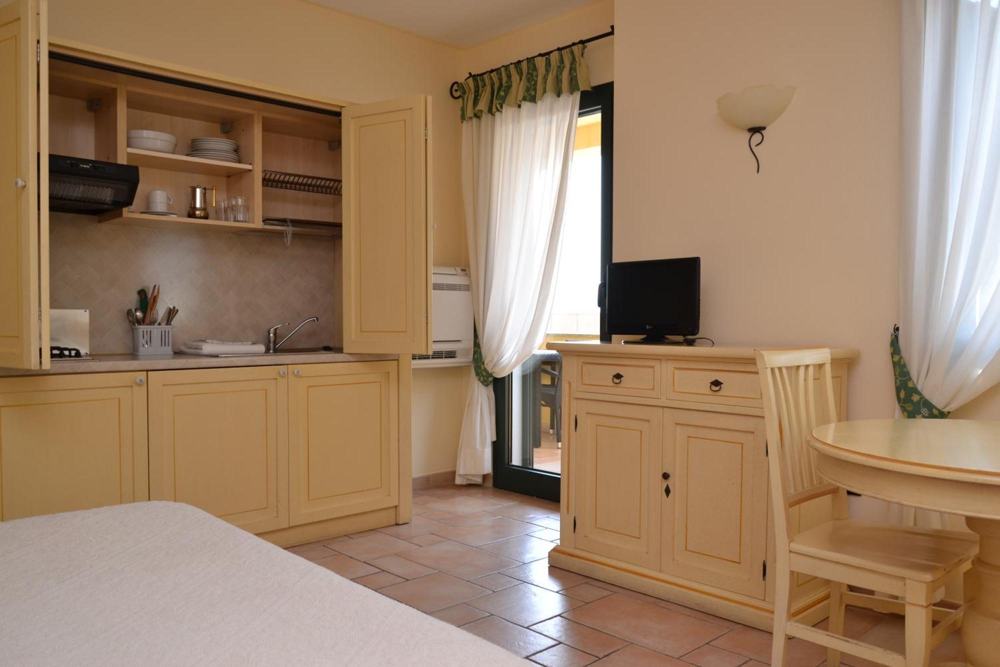 Hotel Villa Del Parco La Maddalena  Bilik gambar