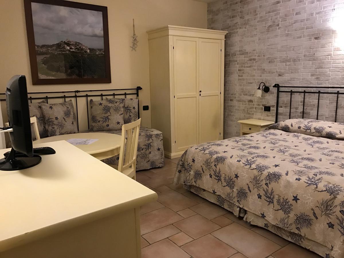 Hotel Villa Del Parco La Maddalena  Luaran gambar