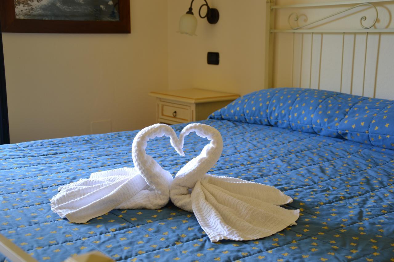 Hotel Villa Del Parco La Maddalena  Luaran gambar